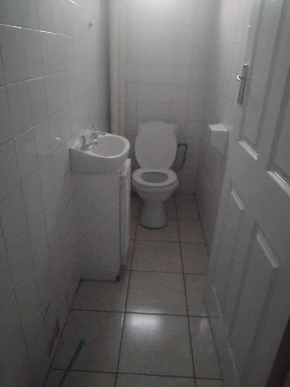 Bathroom before renovation
